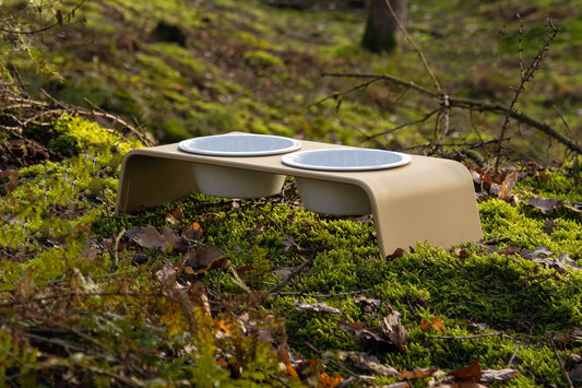 dogBar® IN & OUTside M-small - aluminum gold matt anodized with porcelain bowls