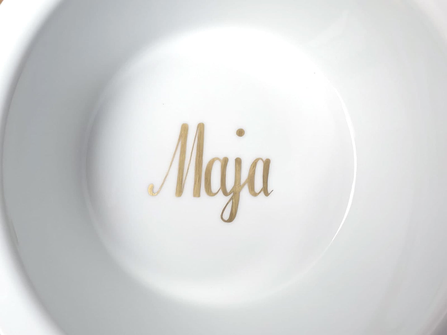 Personalization surcharge for a dogBar® M or M-small porcelain bowl